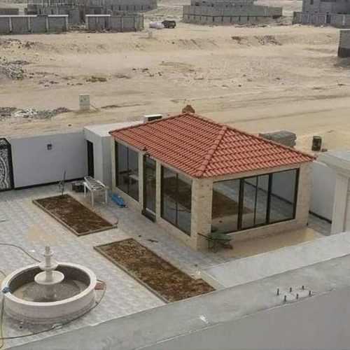 تركيب قرميد لسقف مجلس بالرياض