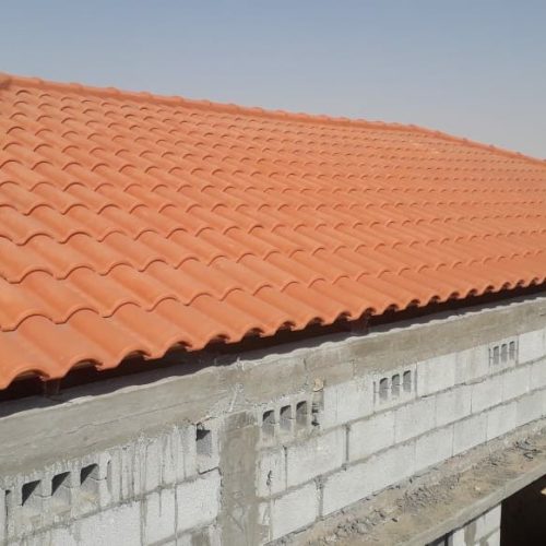 تركيب قرميد لسقف مجلس بالرياض